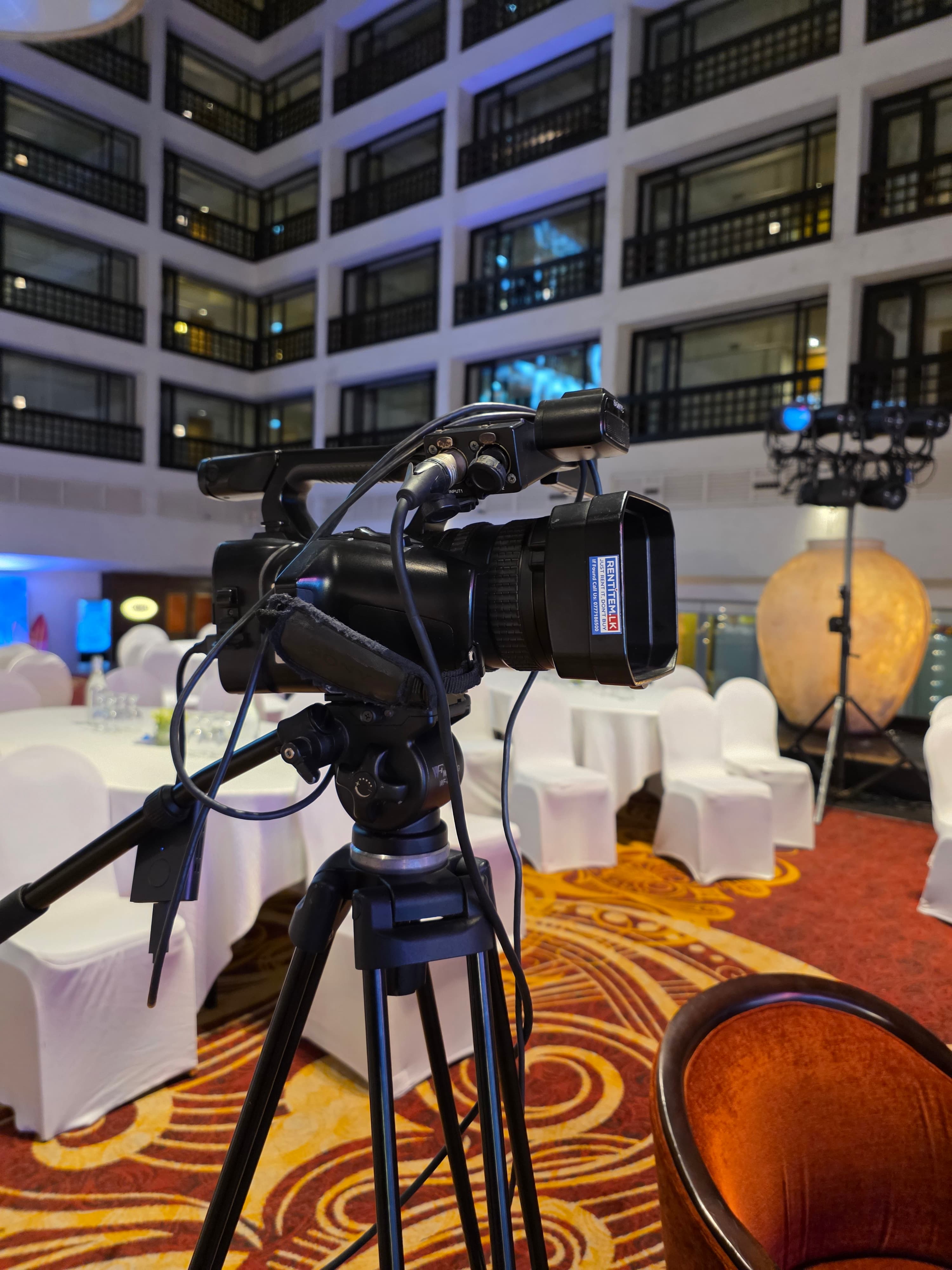 Sony HXR-NX100 Full HD Camcorder in action 5