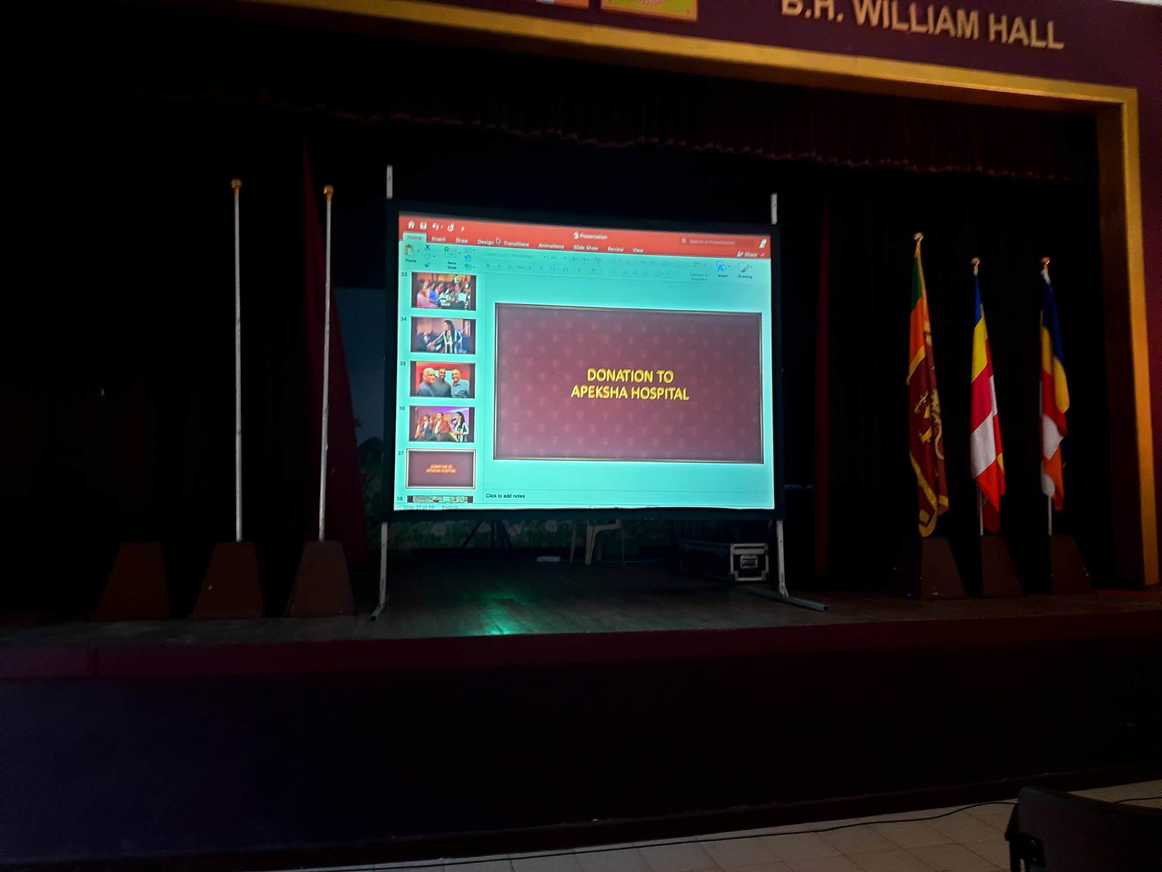 Fast Fold Projector Screen 10 x 8 Feet (Front & Rear) in action 1
