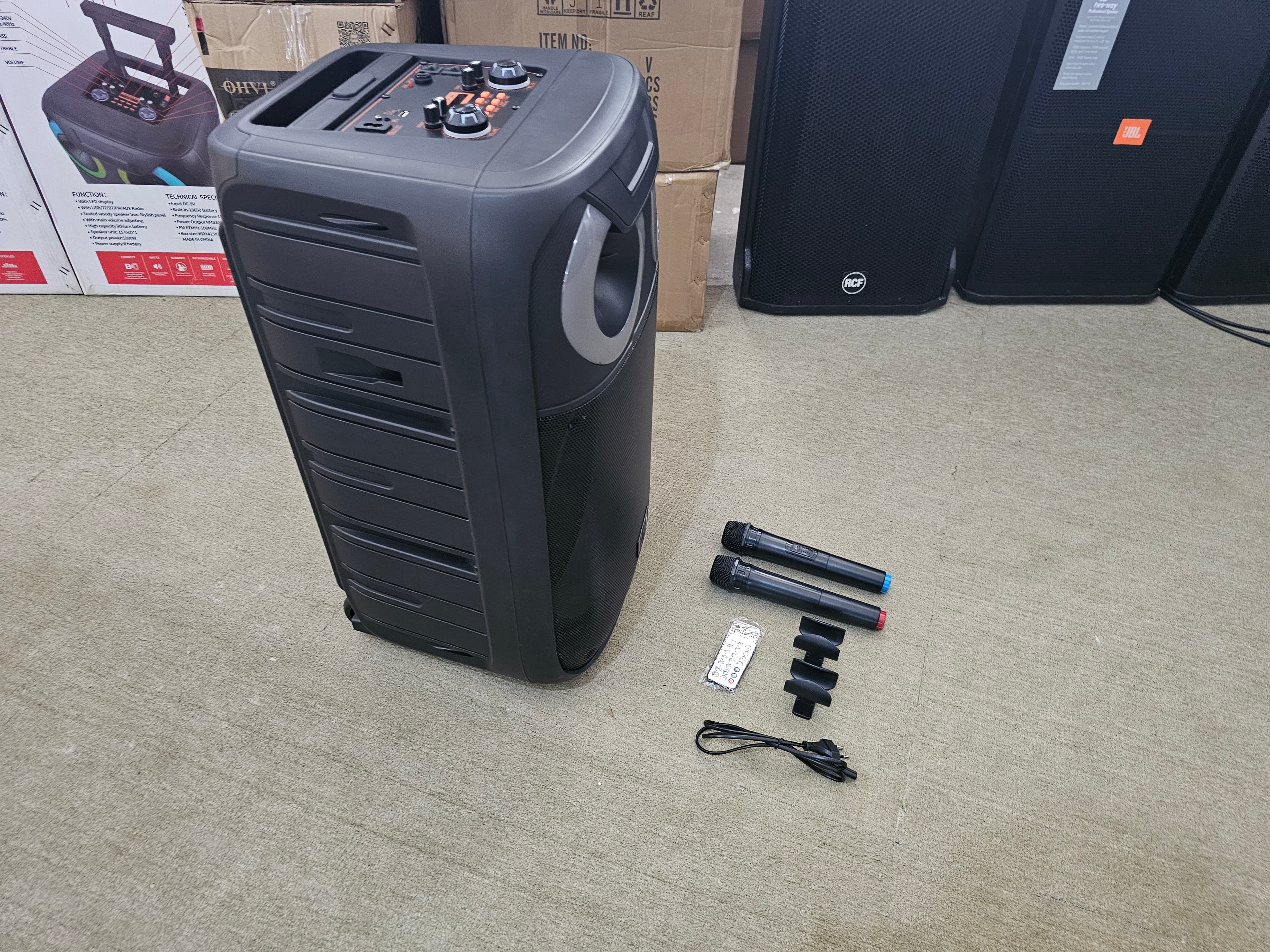 NDR C15 15-inch Bluetooth Trolley Speaker in action 1