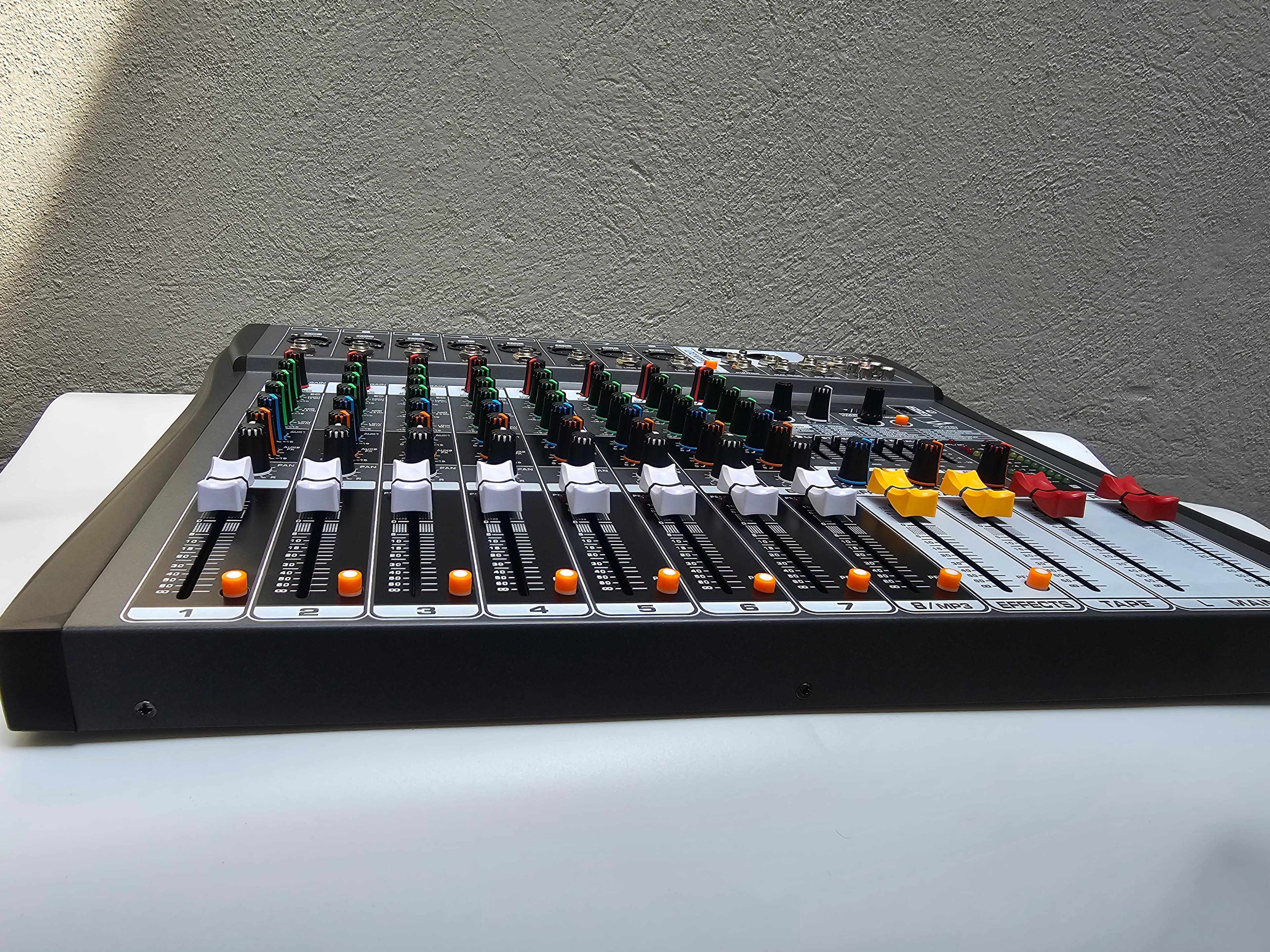 Ashley X8 8-Channel Analog Audio Mixer in action 2