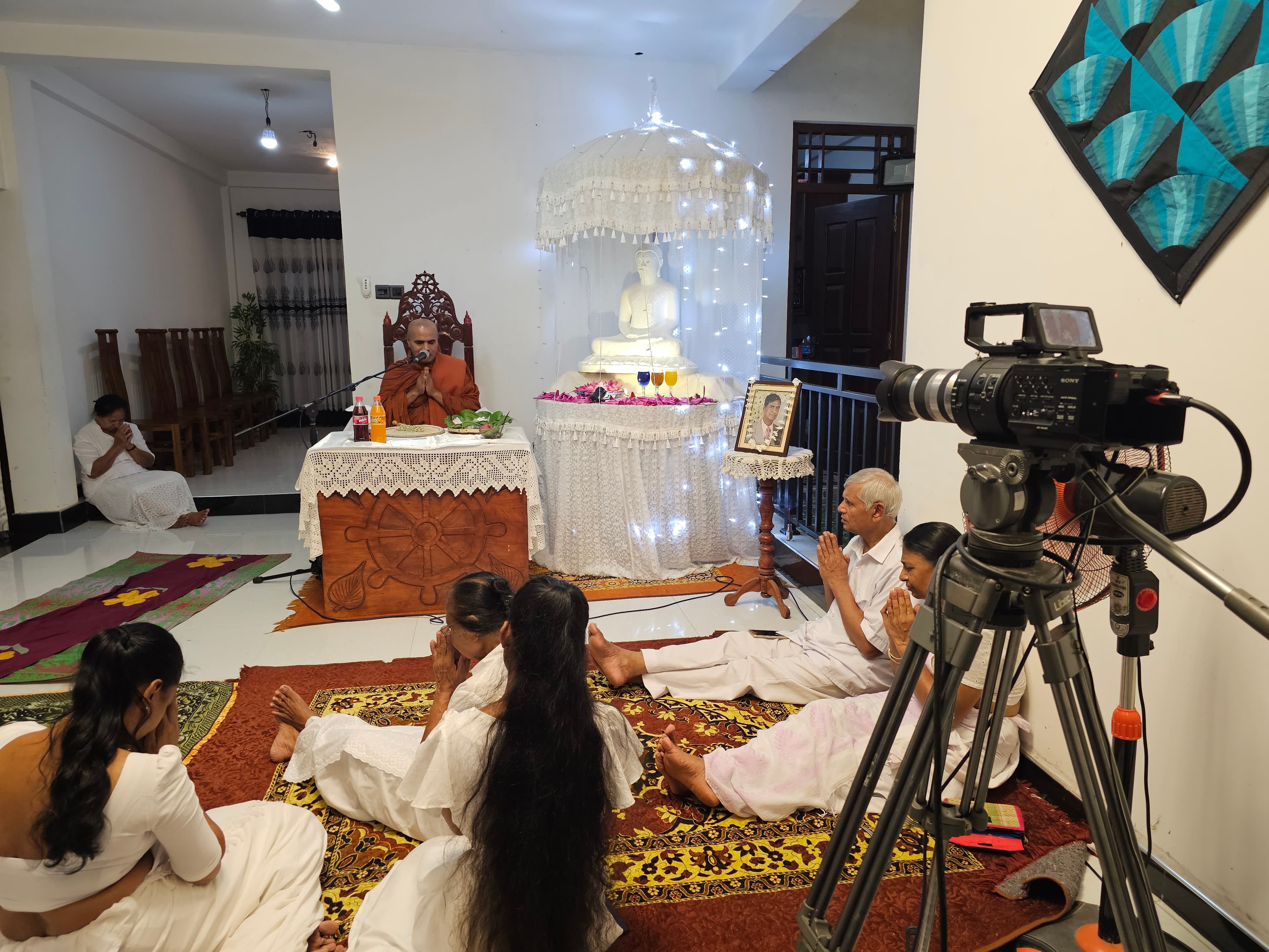 Sony NEX-FS700 Super 35 Camcorder in action 2