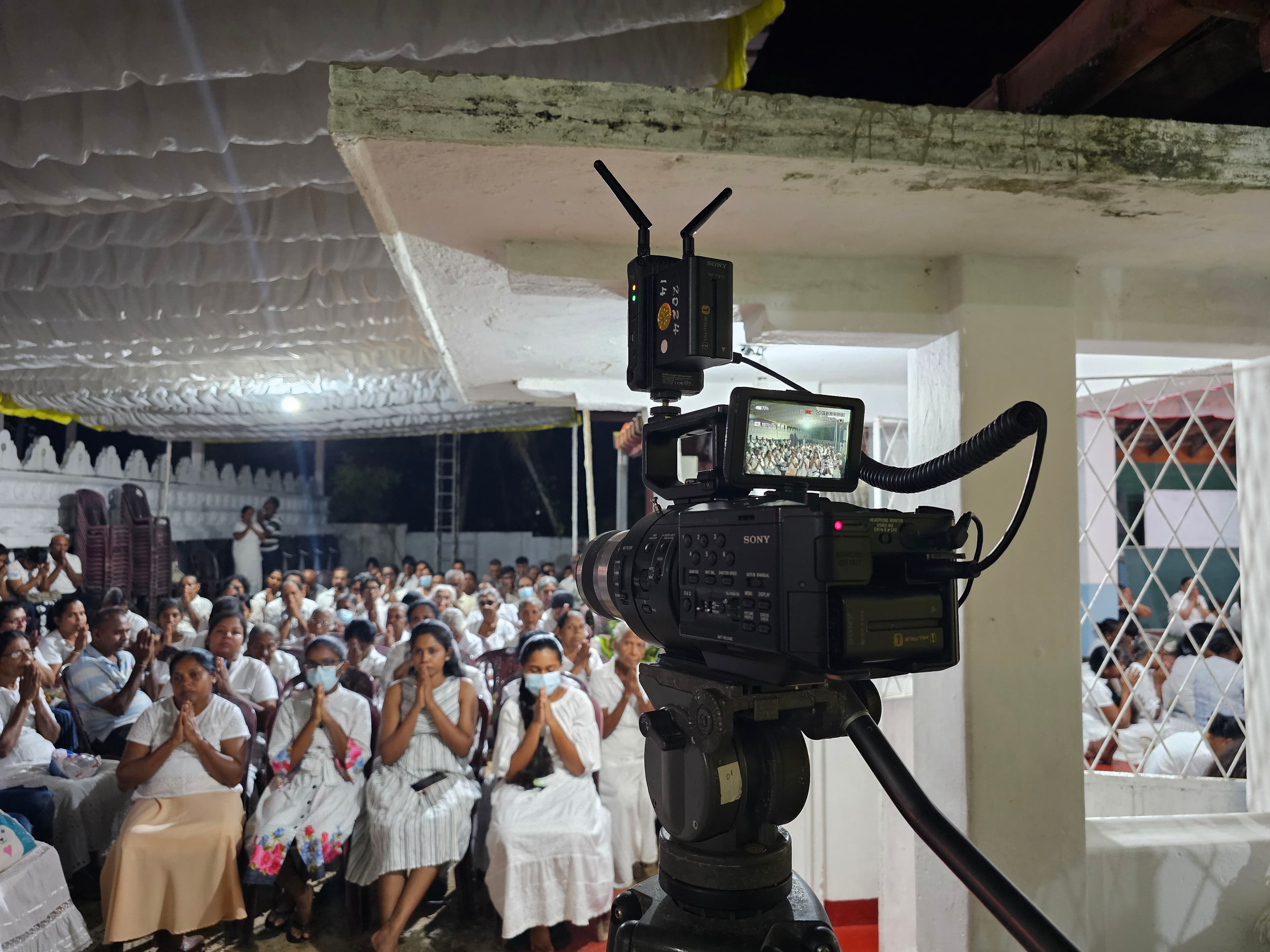 Sony NEX-FS700 Super 35 Camcorder in action 4