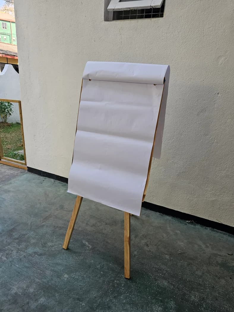 Wooden Easel Stand with drowing board Rental — actual unit photo 02