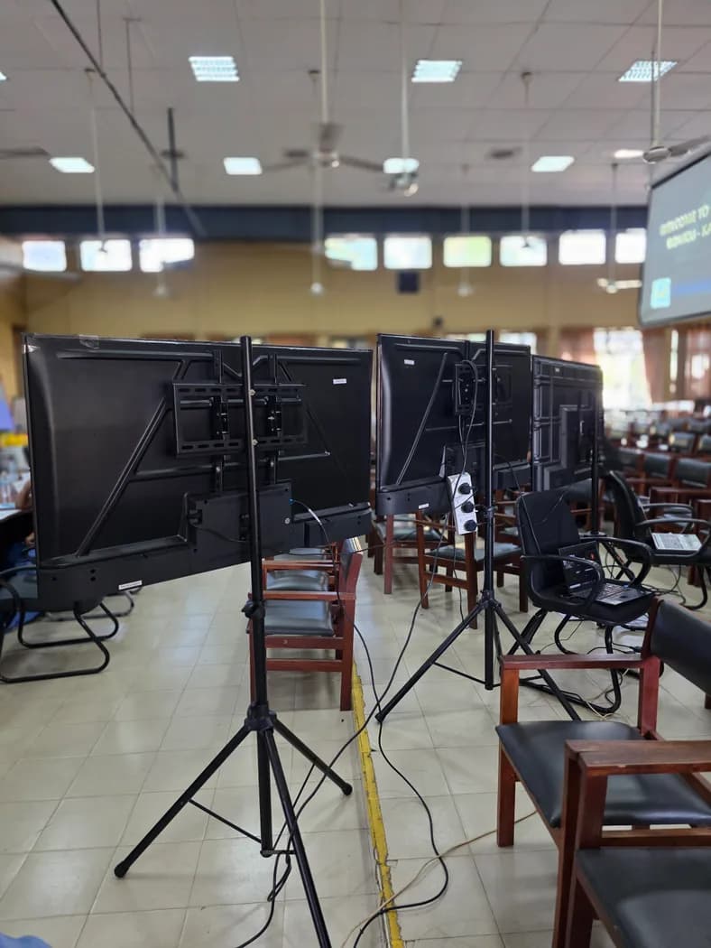 TV Tripod for rent - TV Tripod Stand Heavy Duty — actual unit photo 08