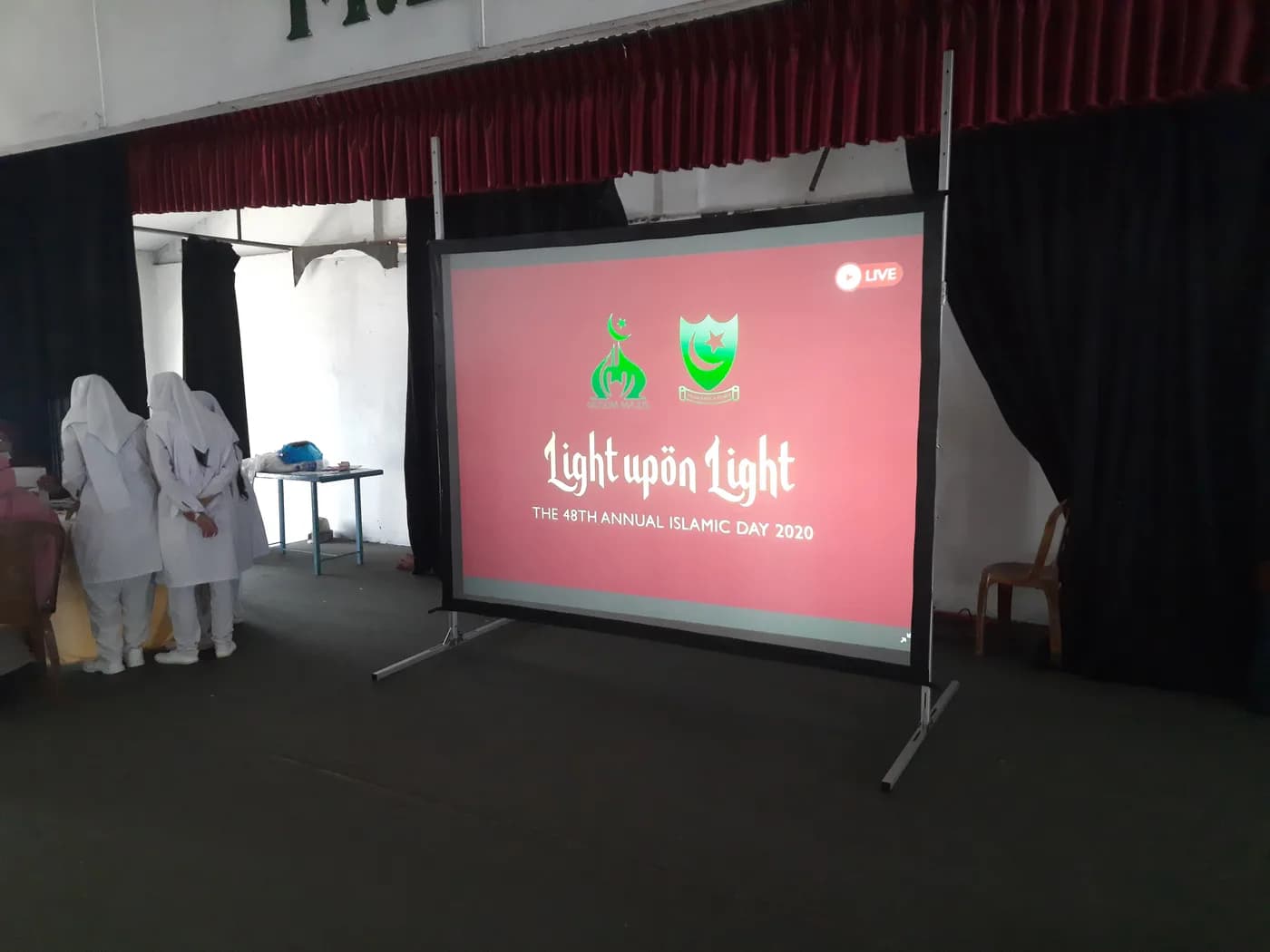 Fast Fold 8x6 Ft Screen, Colombo — actual unit photo 03
