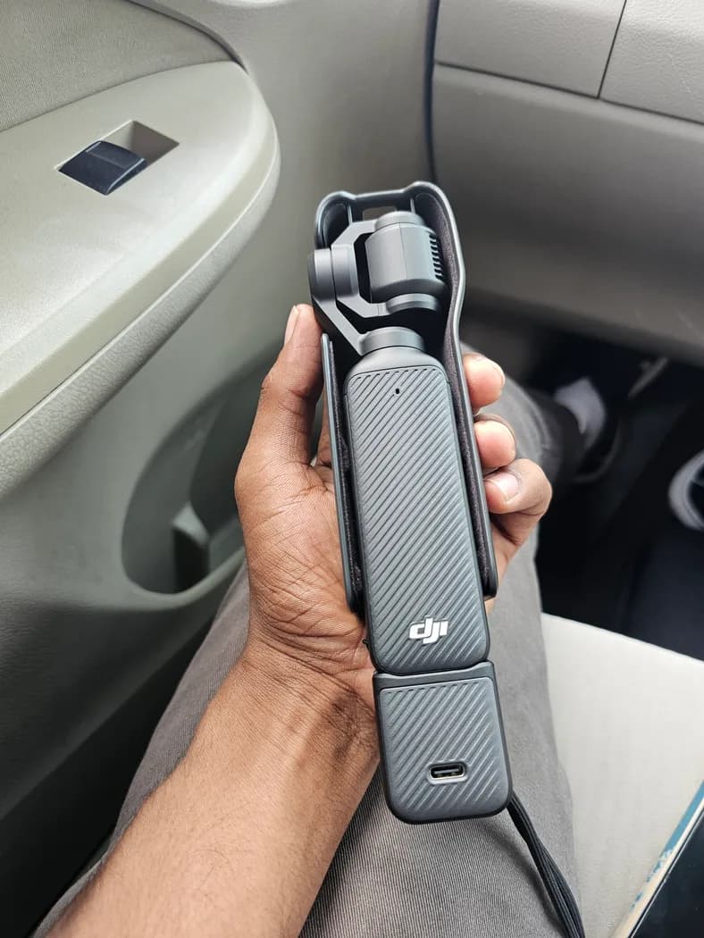 DJI Osmo Pocket 3 (4K Gimbal) — actual unit photo 01