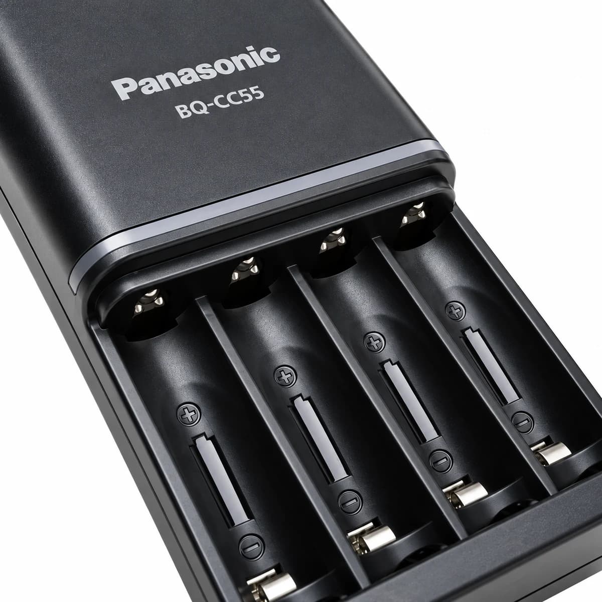 Panasonic eneloop AA/AAA Battery Charger (BQ-CC55) — view 2