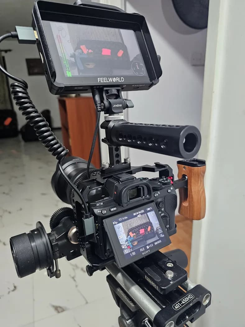 FeelWorld F6 Plus 5.5in Field Monitor Colombo — actual unit photo 01