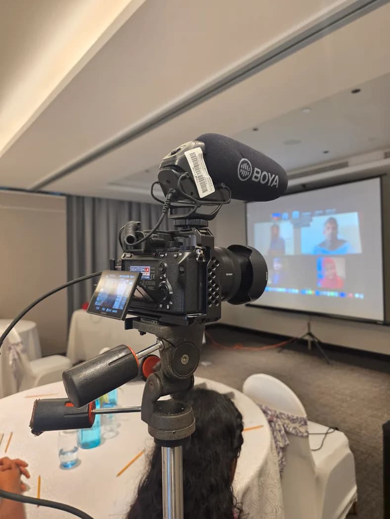 BOYA BM3030 Shotgun Mic — actual unit photo 06
