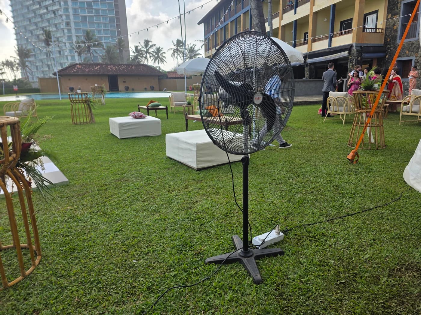 Industrial Fan 24 inch — real photo 3