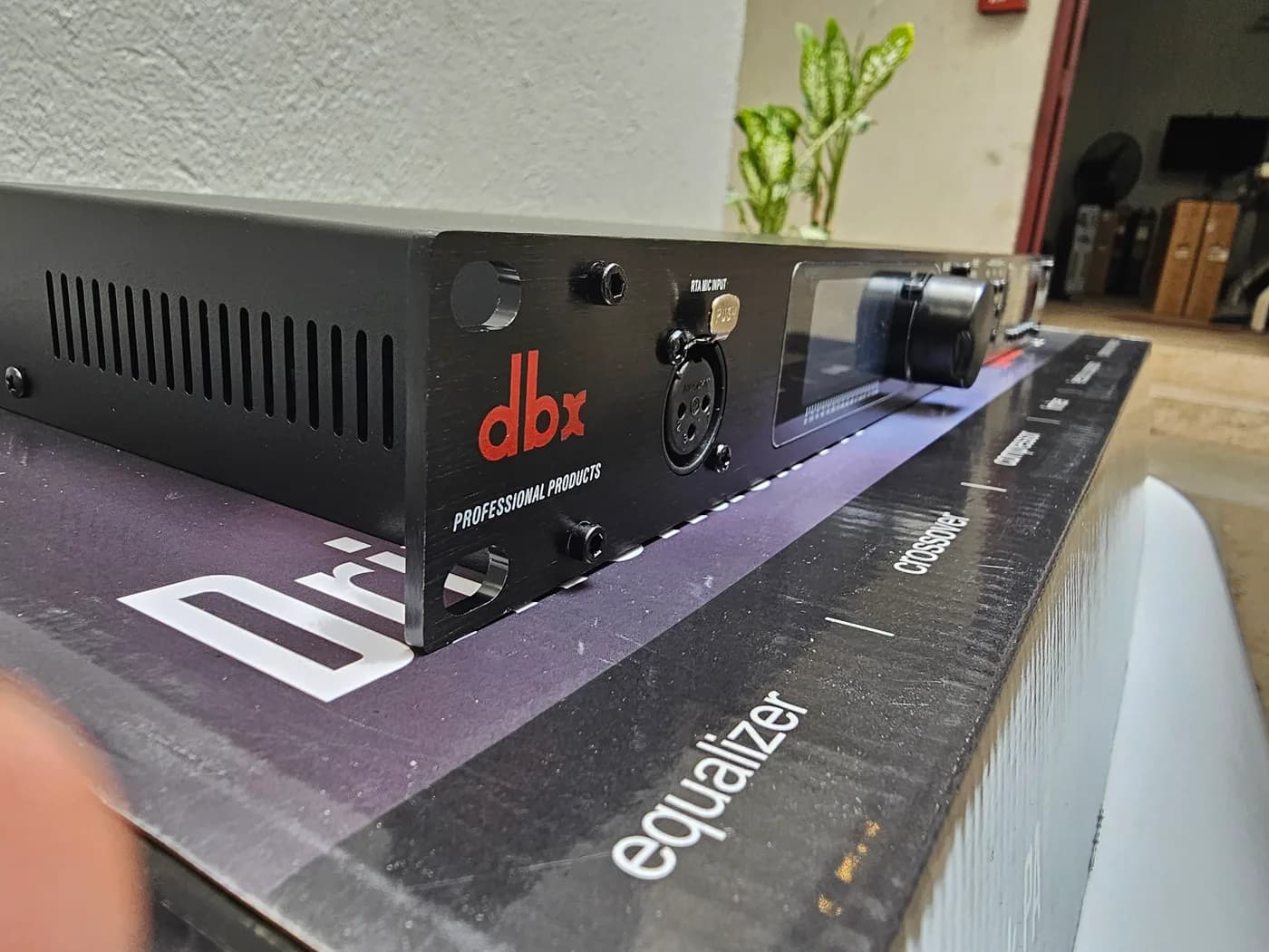 dbx DriveRack PA2 — actual unit photo 04