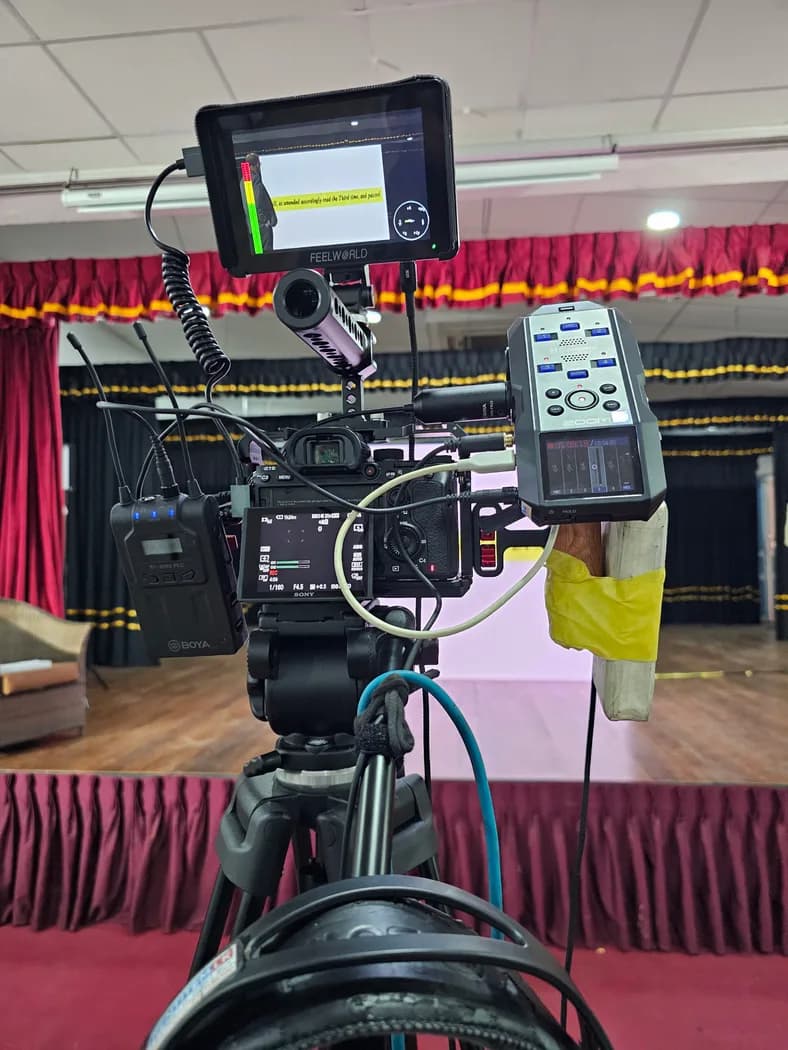 Zoom H6 Essential Rental — actual unit photo 09