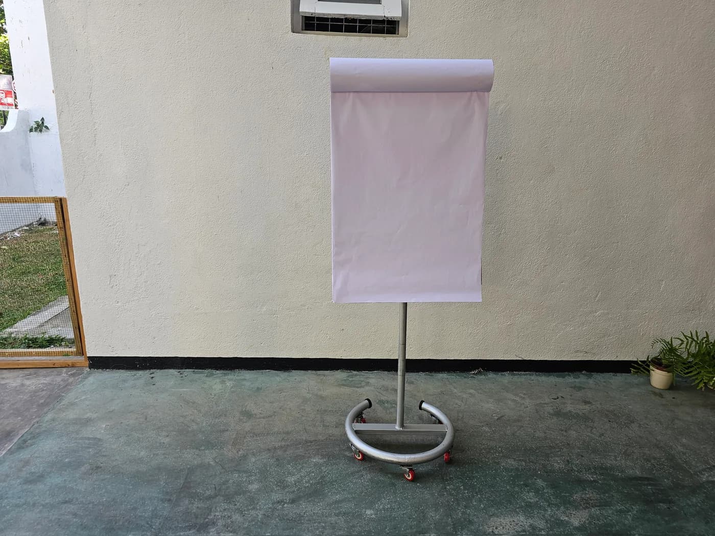 Trolley Flip Chart Board Rental — actual unit photo 07