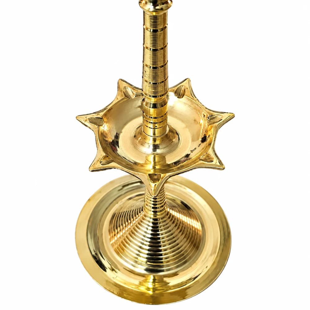 Traditional Brass Oil Lamp (Pahana) Table Top Brass / Gold — view 2