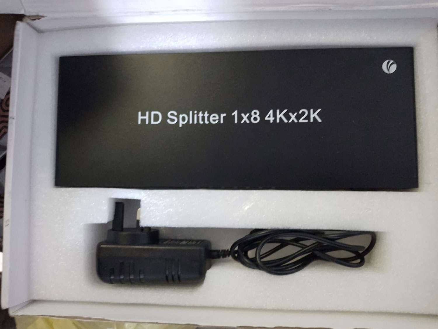 High-Quality 1 in 8 HDMI Splitter for Rent in Sri Lanka