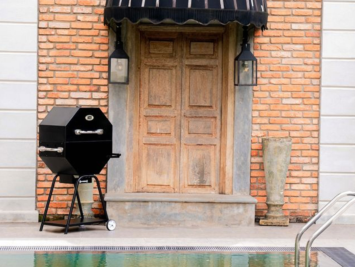 Versatile-Cooking-Surface-Dynamic-BBQ-Grill